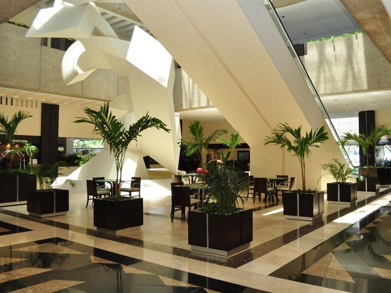 Royal Pedregal Hotel เม็กซิโกซิตี้ ภายนอก รูปภาพ The lobby of the hotel